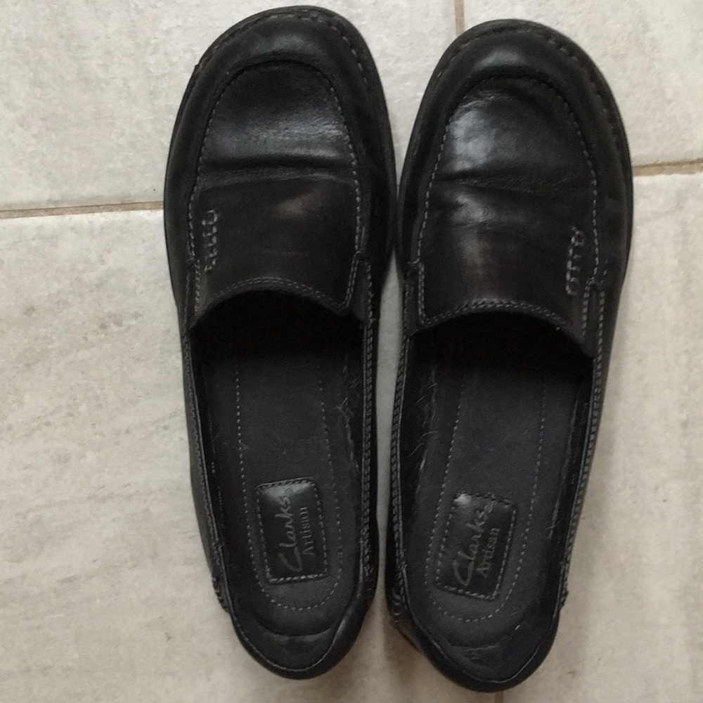 Clark’s Artisan black loafers women’s size 9M
